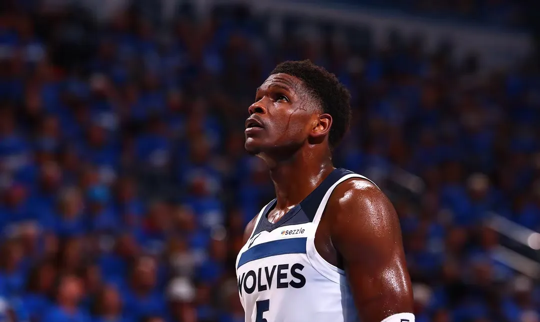 lck竞猜比赛 -风云突变！明尼苏达森林狼冲刺阶段再遭质疑，NBA季后赛版图或变，震撼外界，医务组通报恢复(nba季后赛回放)